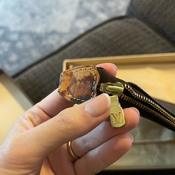 Louis Vuitton Pochette - Picture 3 of 15